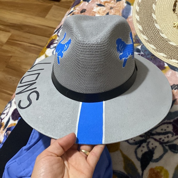 Detroit lions hat - Picture 2 of 5